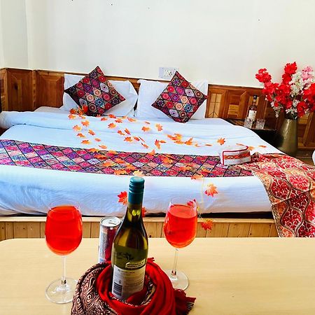 Hotel Dream Valley Kasol #Near Mall Road #River View #Parking #Gaming Zone #Open Terrace #Restaurant Eksteriør billede