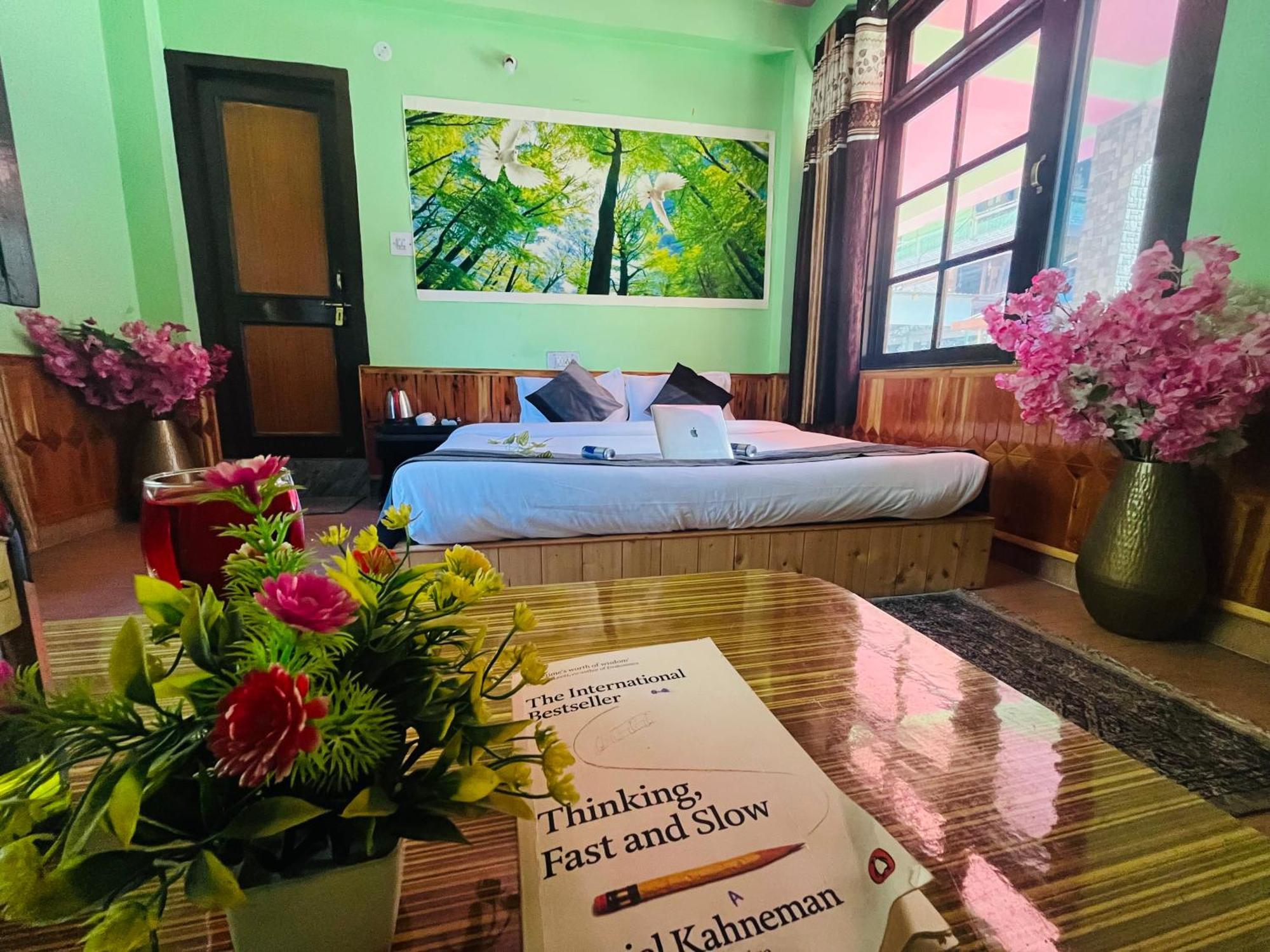 Hotel Dream Valley Kasol #Near Mall Road #River View #Parking #Gaming Zone #Open Terrace #Restaurant Eksteriør billede
