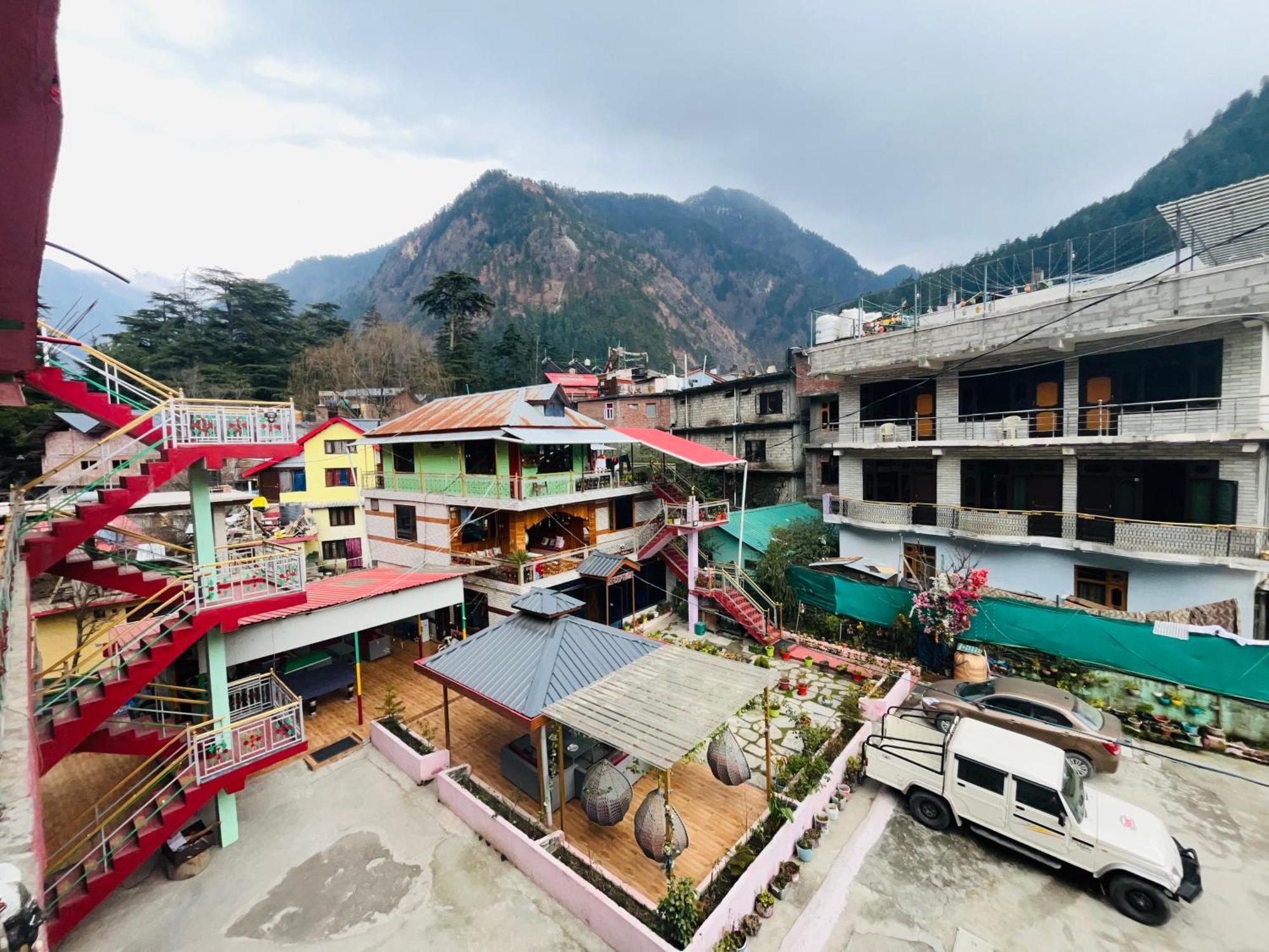 Hotel Dream Valley Kasol #Near Mall Road #River View #Parking #Gaming Zone #Open Terrace #Restaurant Eksteriør billede