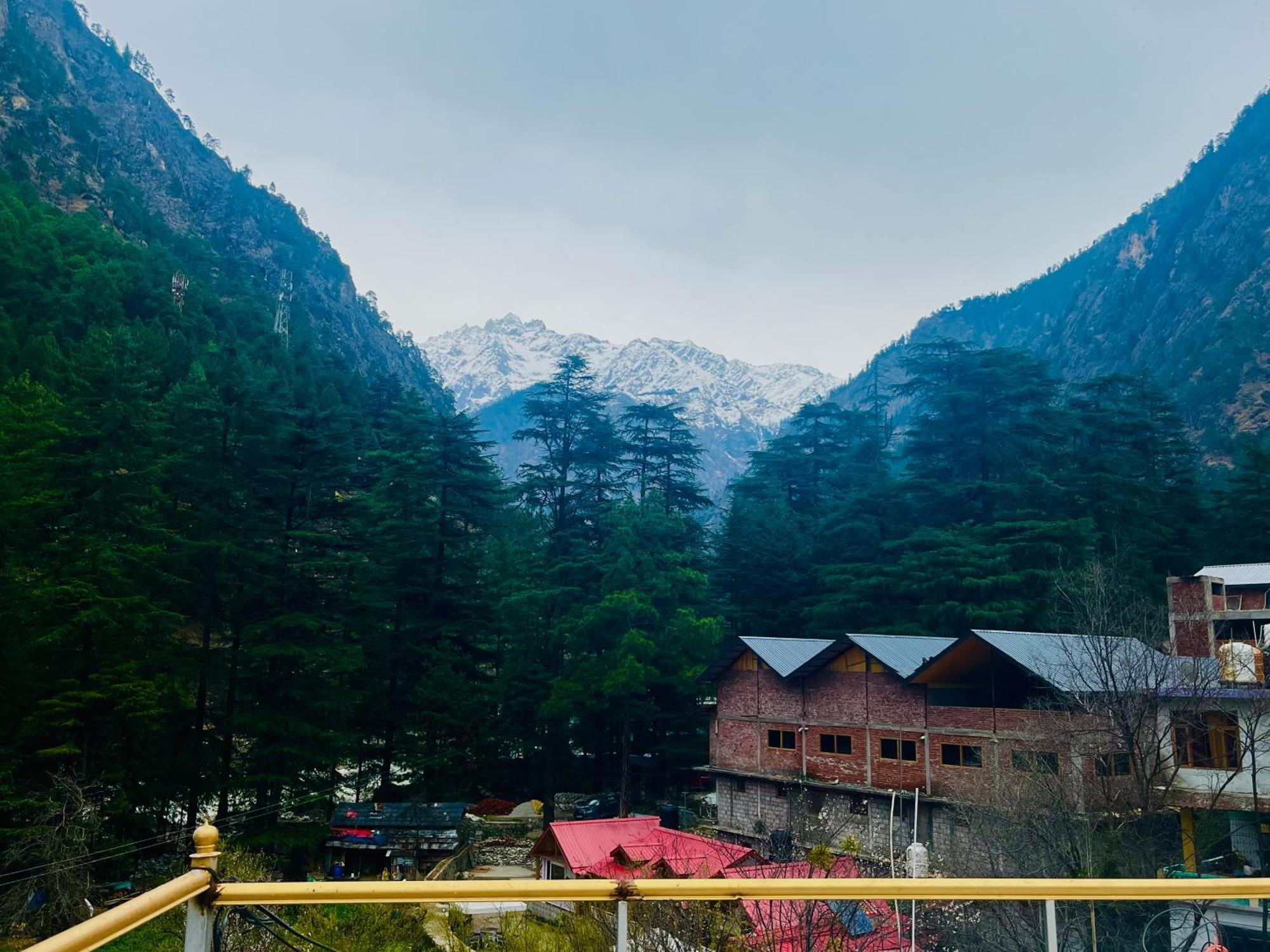 Hotel Dream Valley Kasol #Near Mall Road #River View #Parking #Gaming Zone #Open Terrace #Restaurant Eksteriør billede